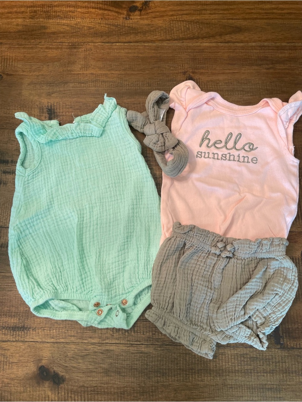Tahari and Rene Rofe outfit bundle